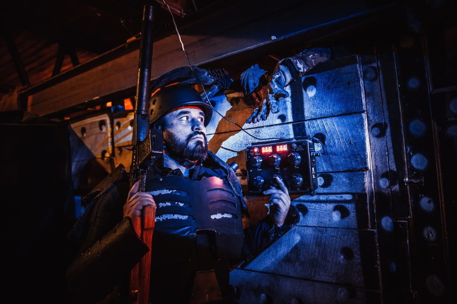 Квест в реальности Лазертаг "Анклав" от компании Lasertag Arena Квест в реальности Лазертаг "Анклав" от компании Lasertag Arena