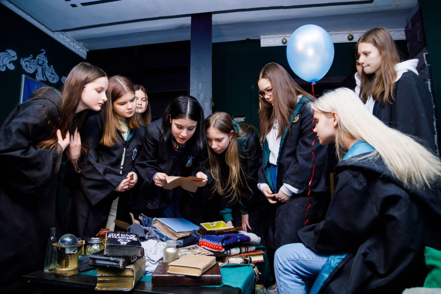 Квест в реальности Гарри: знакомство с магией от компании Мир Гарри Квест в реальности Гарри: знакомство с магией от компании Мир Гарри