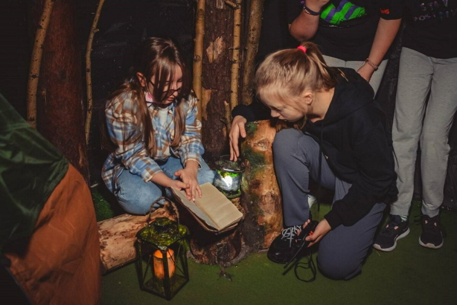 Квест в реальности Хижина в лесу от компании ATMOkids (Москва) Квест в реальности Хижина в лесу от компании ATMOkids (Москва)