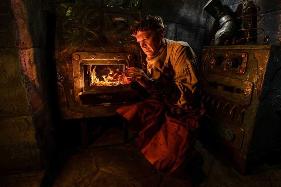 Квест в реальности Гримуар от компании Клаустрофобия Квест в реальности Гримуар от компании Клаустрофобия