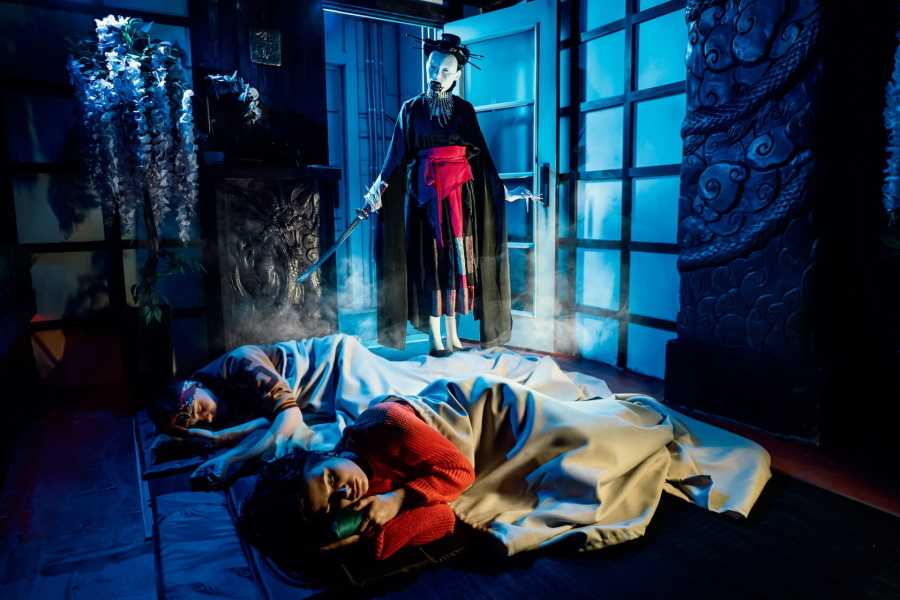 Квест в реальности Ночь в Токио от компании Клаустрофобия Квест в реальности Ночь в Токио от компании Клаустрофобия