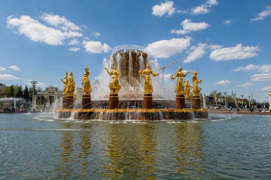 Квест в реальности Что скрывают павильоны ВДНХ? от компании Маршрут построен Квест в реальности Что скрывают павильоны ВДНХ? от компании Маршрут построен