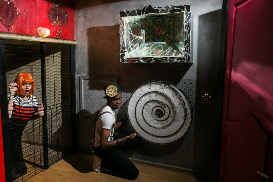 Квест в реальности Алиса в стране кошмаров от компании Podzemka Квест в реальности Алиса в стране кошмаров от компании Podzemka