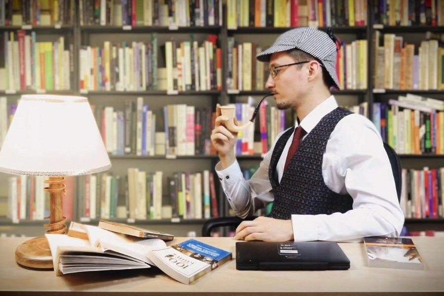 Квест в реальности Шерлок Холмс. Дело о похищенном Кохинуре от компании IQ 365 Квест в реальности Шерлок Холмс. Дело о похищенном Кохинуре от компании IQ 365